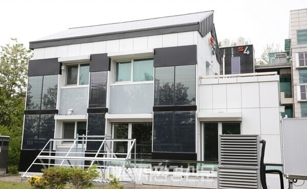 undefined 4257efebc85acc63b34e1cf144713d72